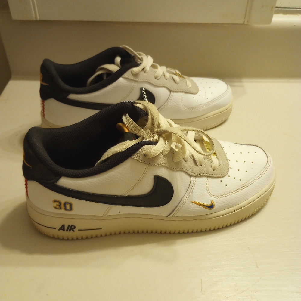 Nike Ken Griffey Jr. Air Force One '07 LV8 Jr & Sr. Youth Sneakers - Picture 3 of 15